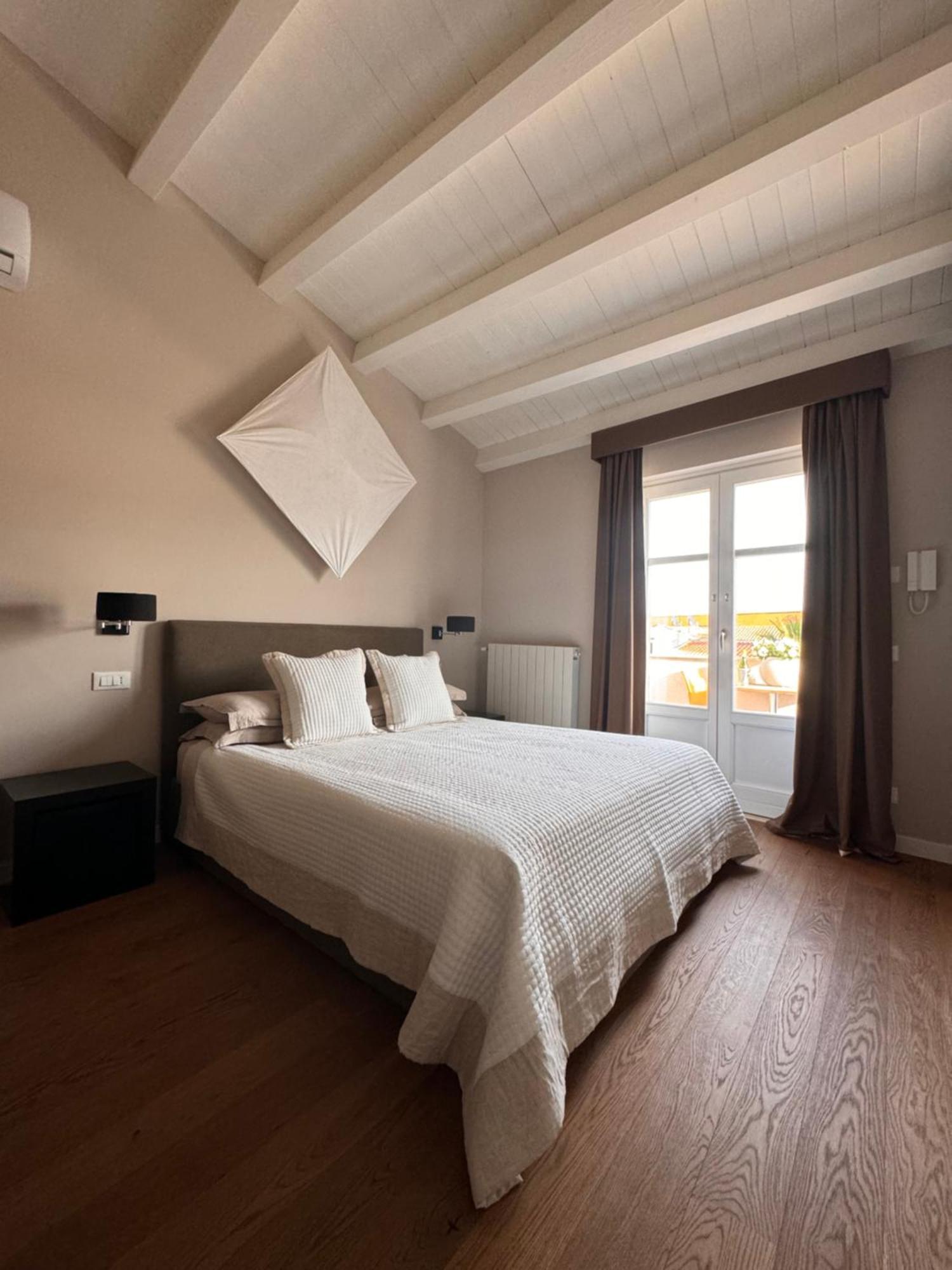 פלרמו A Cala Suite & Apartment מראה חיצוני תמונה